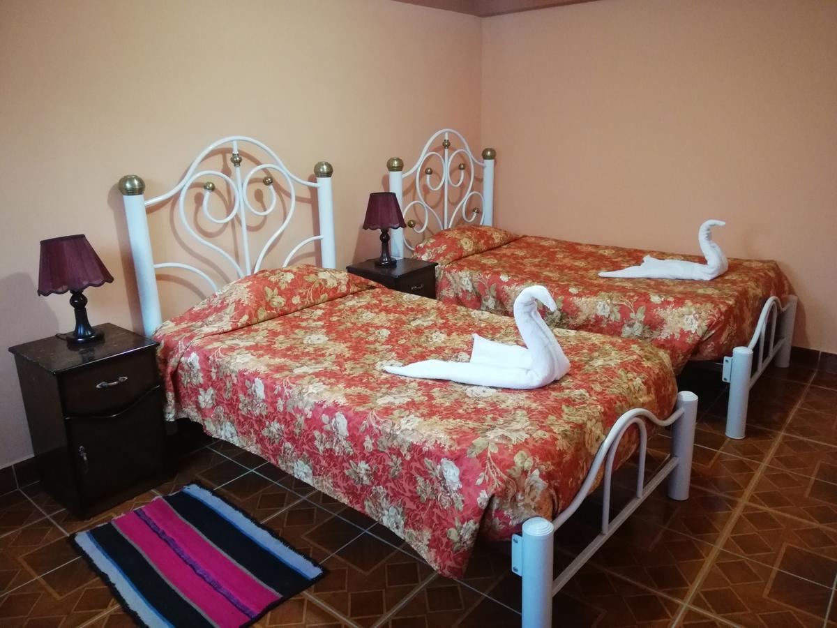Hotel Aguilar Uyuni Esterno foto