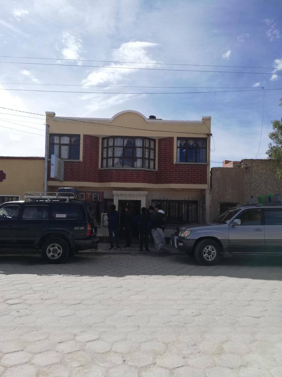 Hotel Aguilar Uyuni Esterno foto
